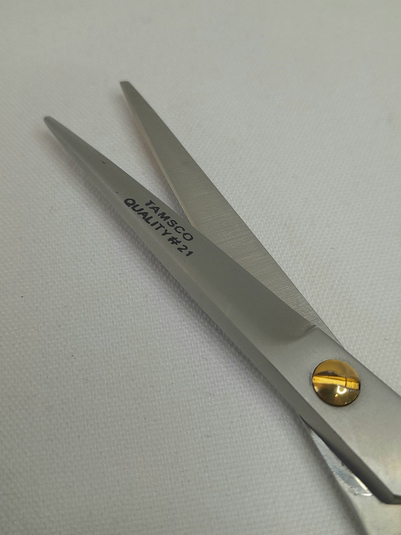 Hair Dressing Medium Grade Shears 5" (from USA)