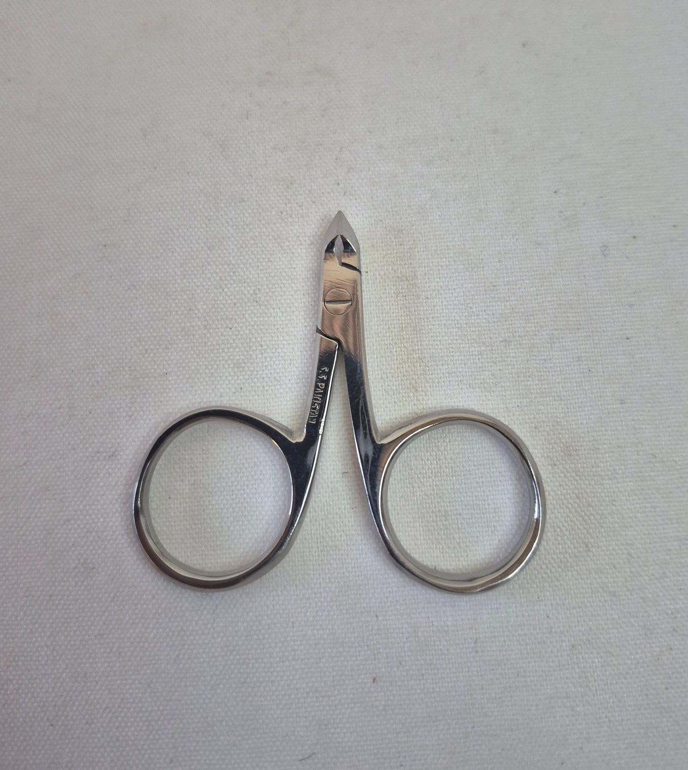 Cuticle Nipper, scissor handle (3 sizes available)