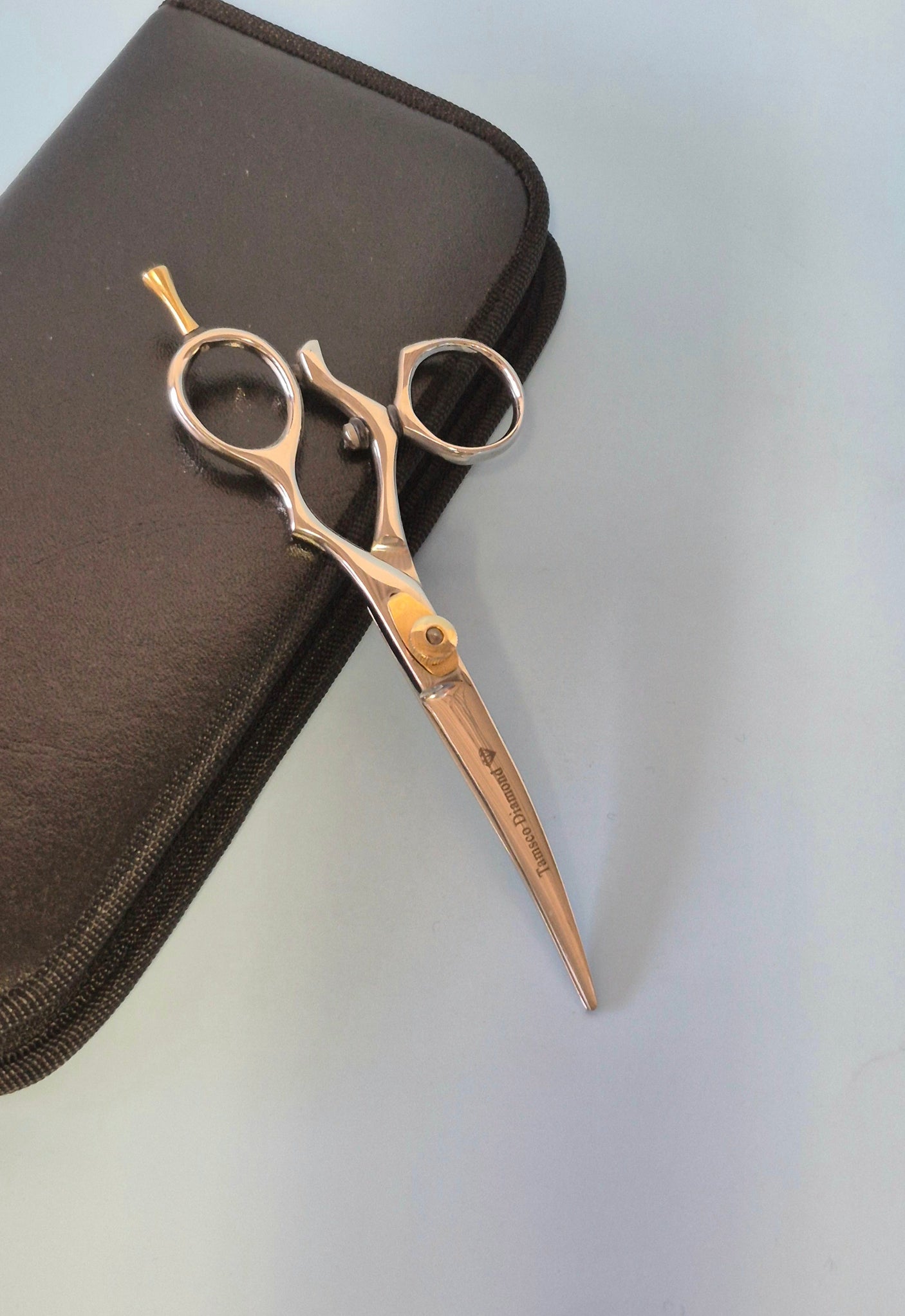 Sabre Curved Shears 6" Swivel Thumb