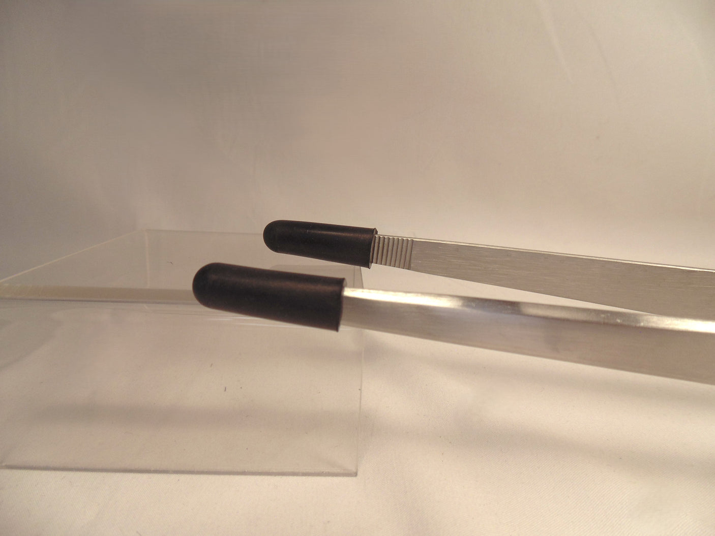 Tweezers 24" Long