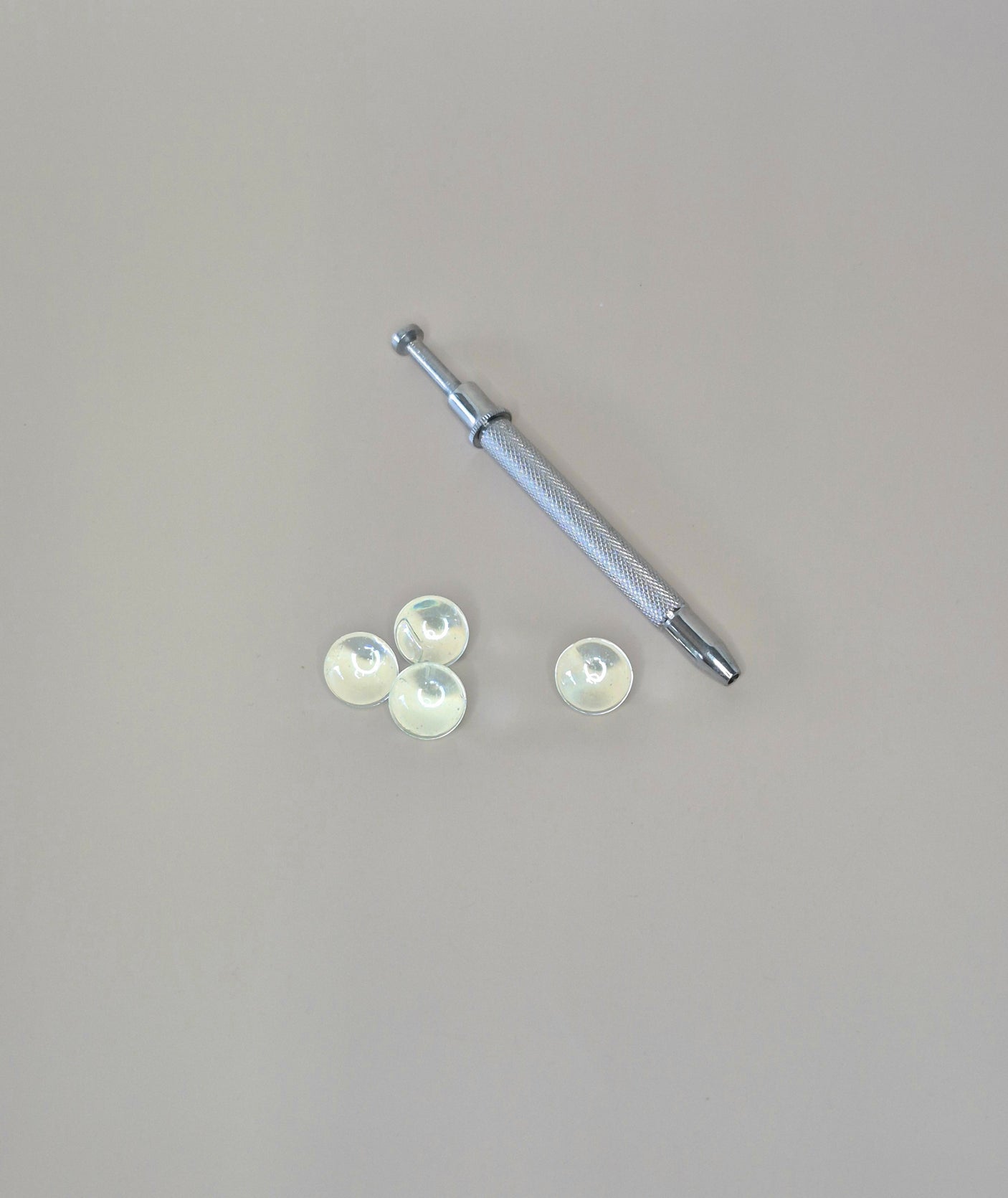 4 Prong Grabbing Tool