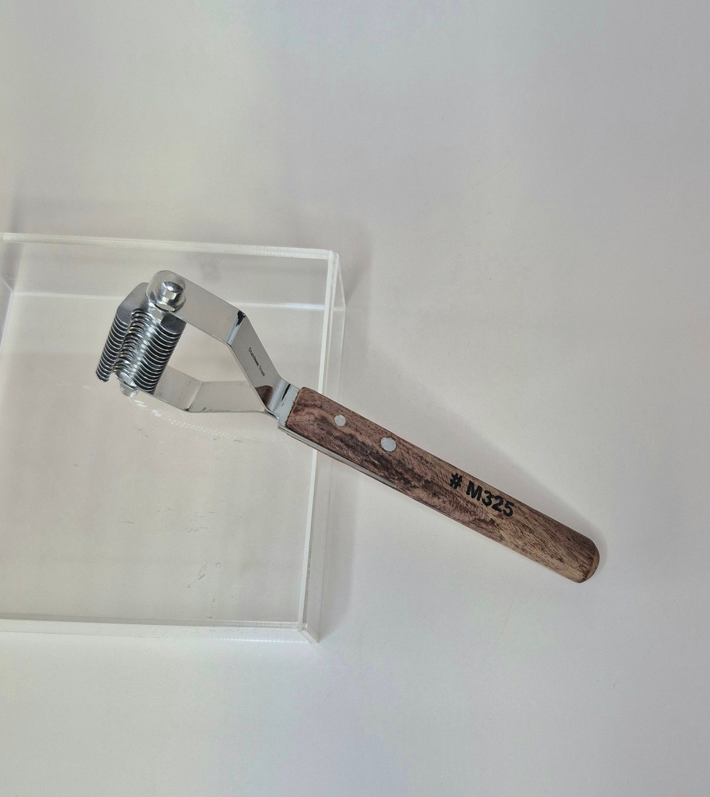 Dematting Comb wooden handle (8 variations)
