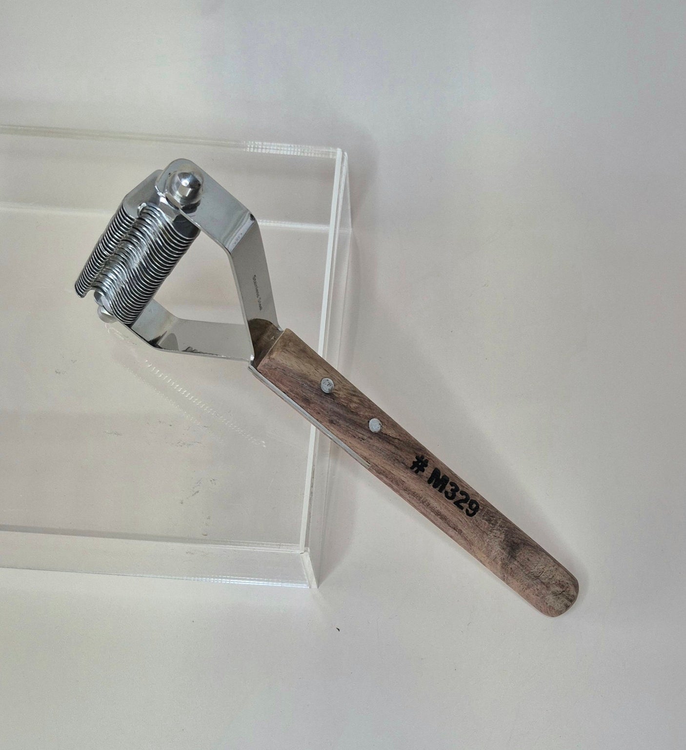 Dematting Comb wooden handle (8 variations)