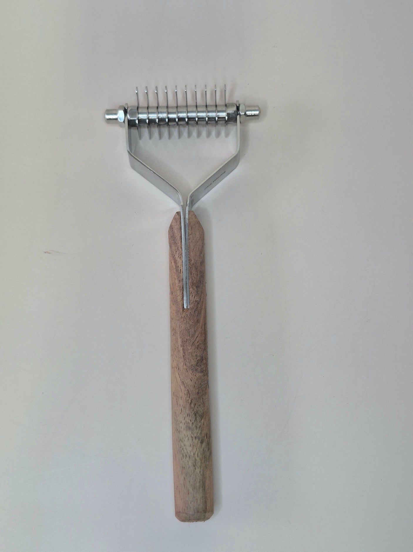 Dematting Comb wooden handle (8 variations)