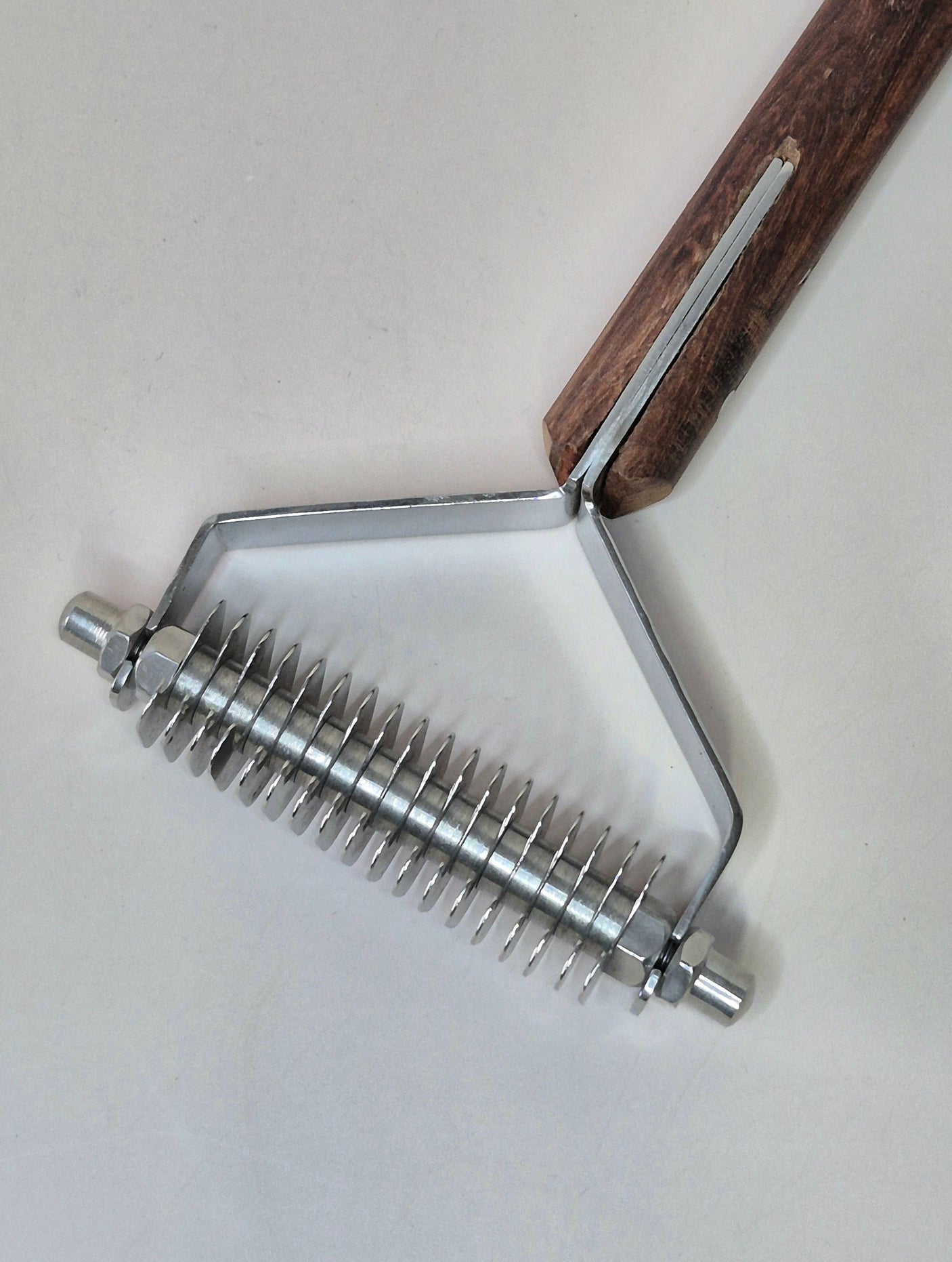 Dematting Comb wooden handle (8 variations)