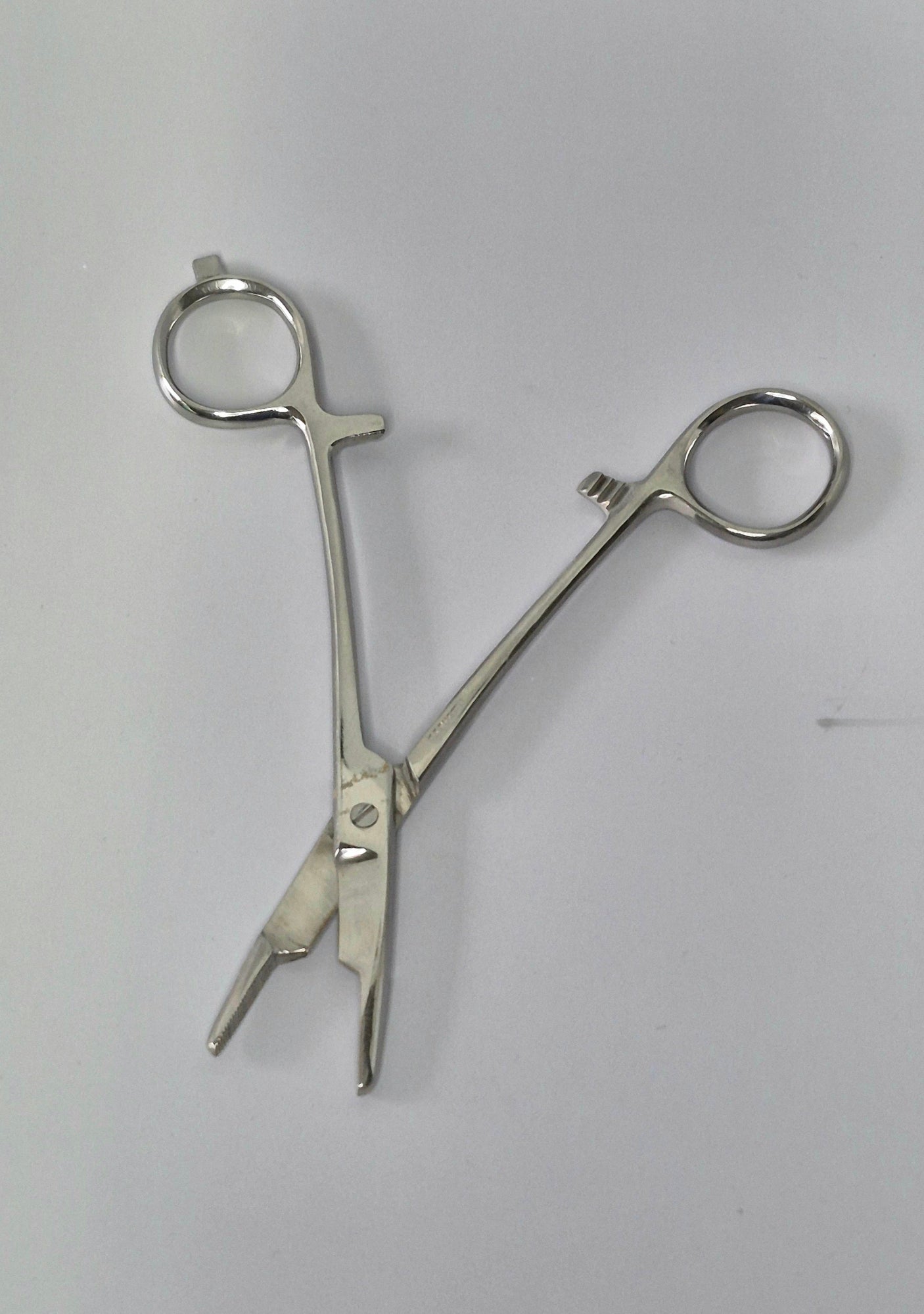 Multi-purpose Fishing Clamp 5.5" with cutter