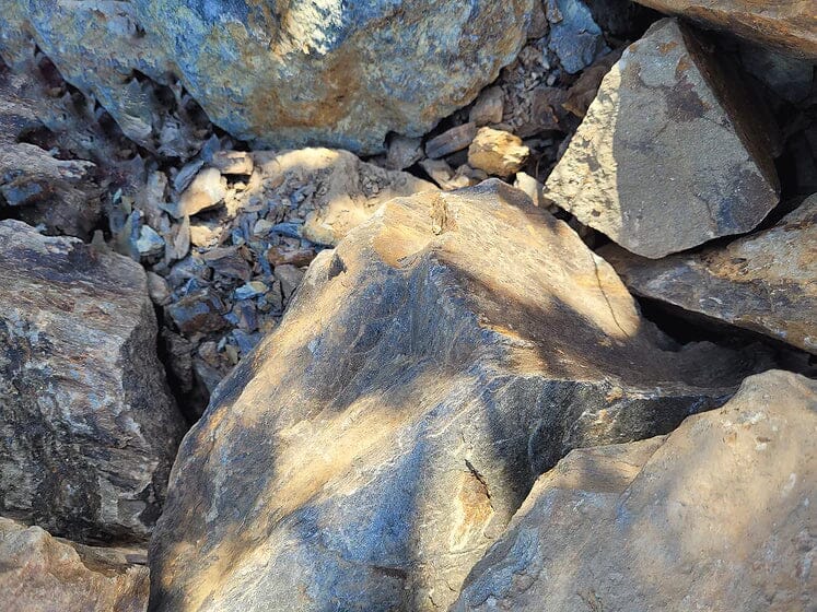 WIO - Bumblebee Stone