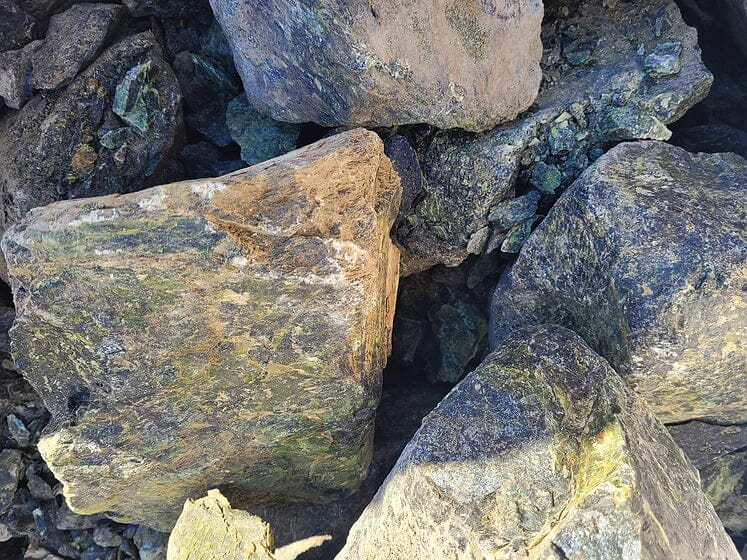 WIO - Jade Stone